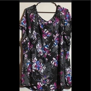 Torrid size 5 top
